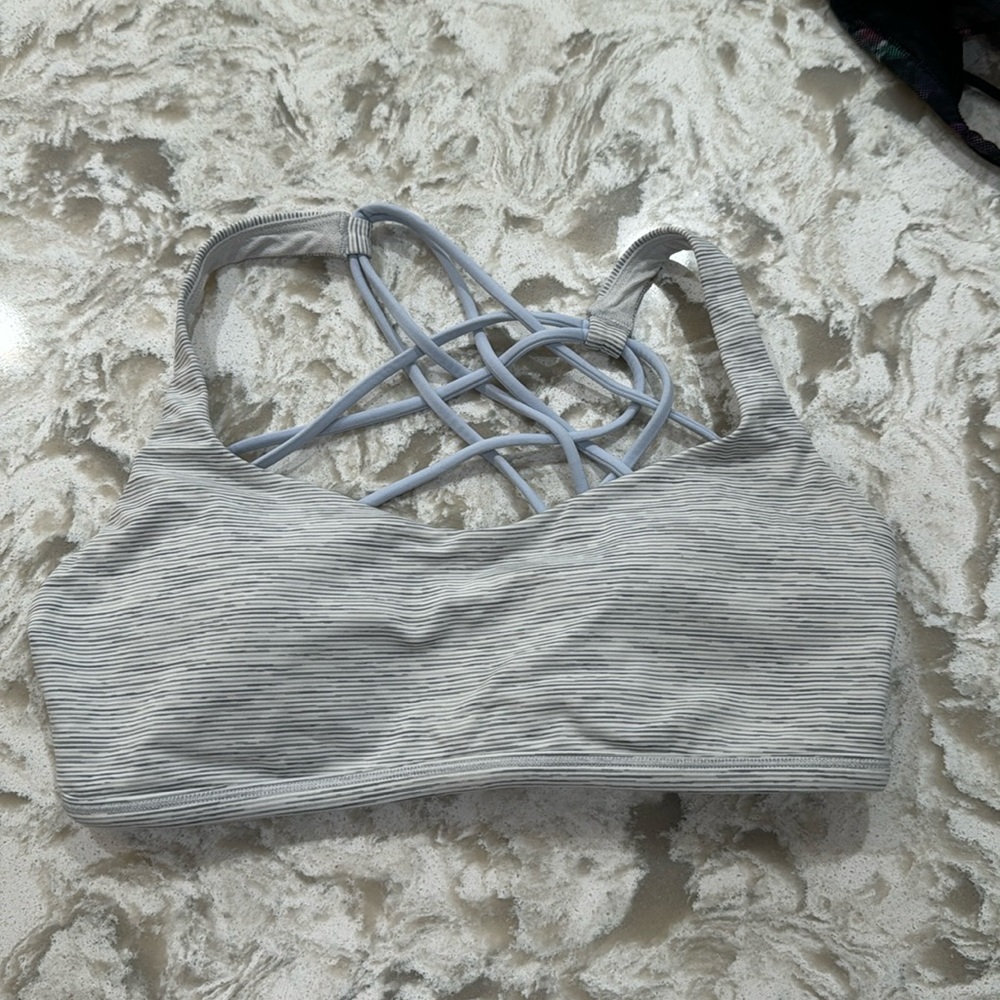 Lululemon sports bra!
